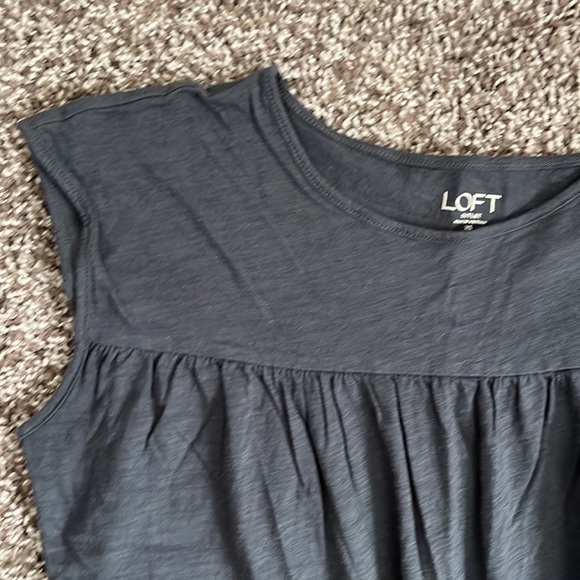 LAST CALL! Loft tiered tank top blouse - Picture 2 of 2